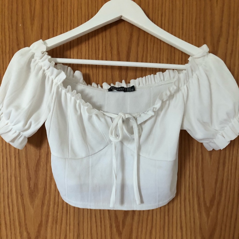BOOHOO CROP TOP